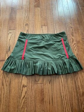 Inphorm Olive Green Tennis Skirt Women’s Sz Large